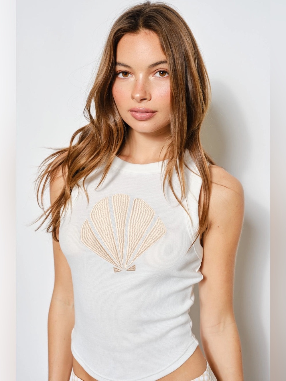 Embroidered Seashell Ribbed Tank Top - Pretty Garbage - Picture 2 of 6